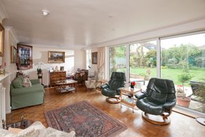 Sitting Room - click for photo gallery
